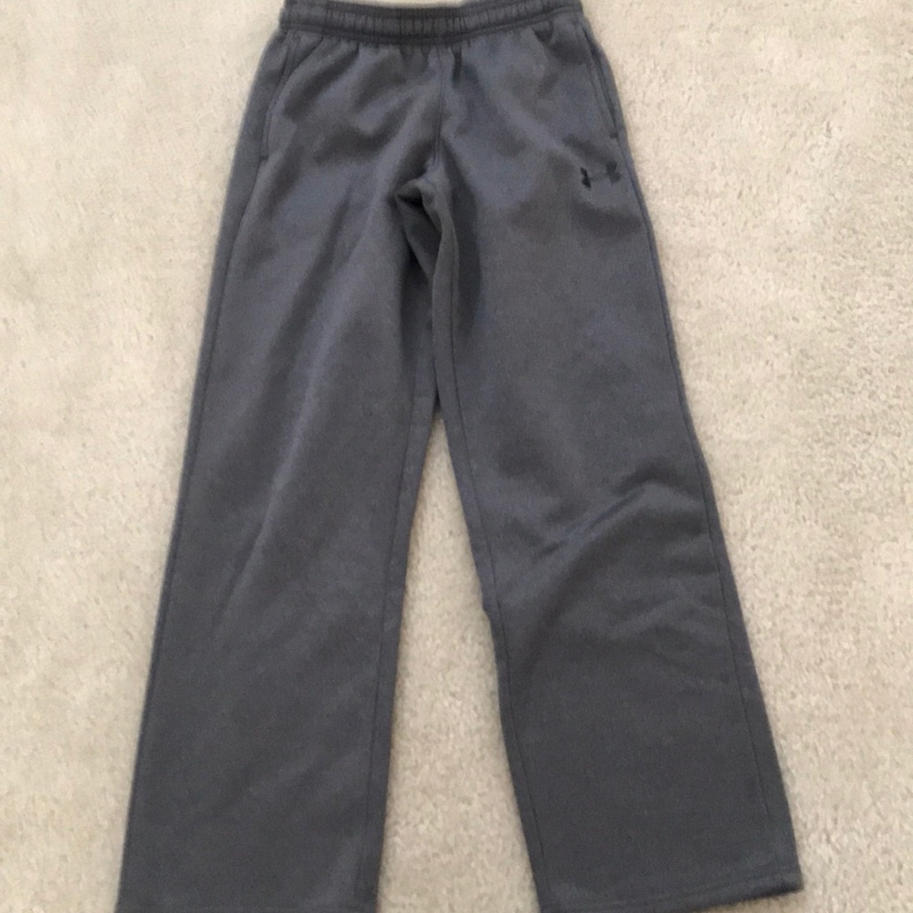 Boys under armour sweatpants with drawstring